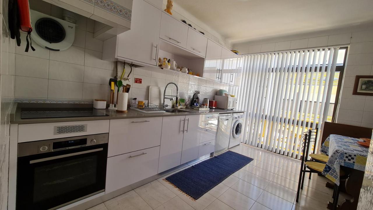 Apartmento Praia Da Dona Ana ลากอส ภายนอก รูปภาพ
