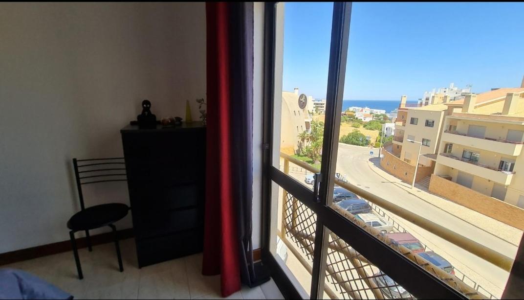 Apartmento Praia Da Dona Ana ลากอส ภายนอก รูปภาพ