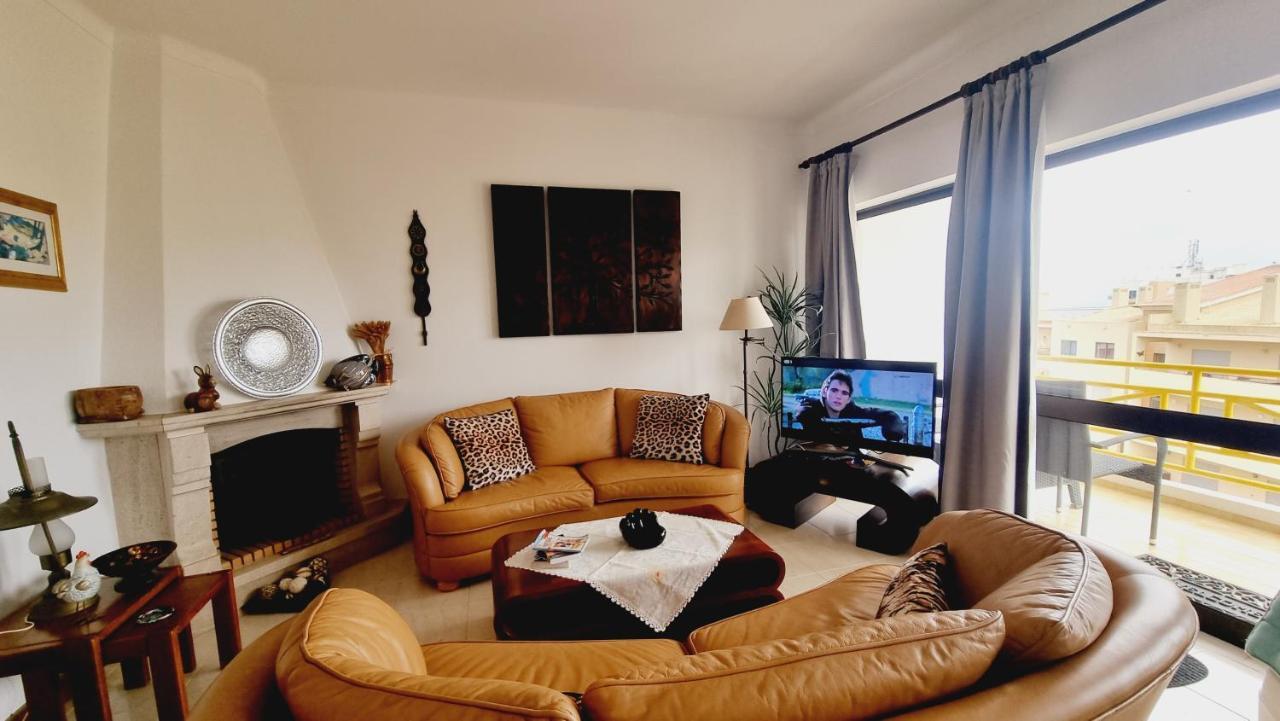 Apartmento Praia Da Dona Ana ลากอส ภายนอก รูปภาพ