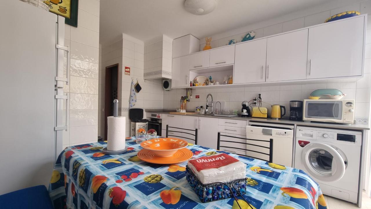 Apartmento Praia Da Dona Ana ลากอส ภายนอก รูปภาพ